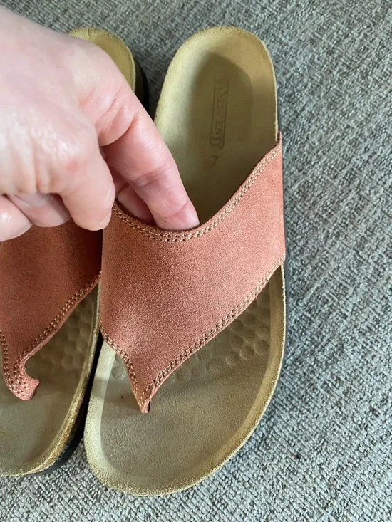 Land’s End Coral Suede Slide Sandals - Women's flip flop size 7 - Picture 2 of 5